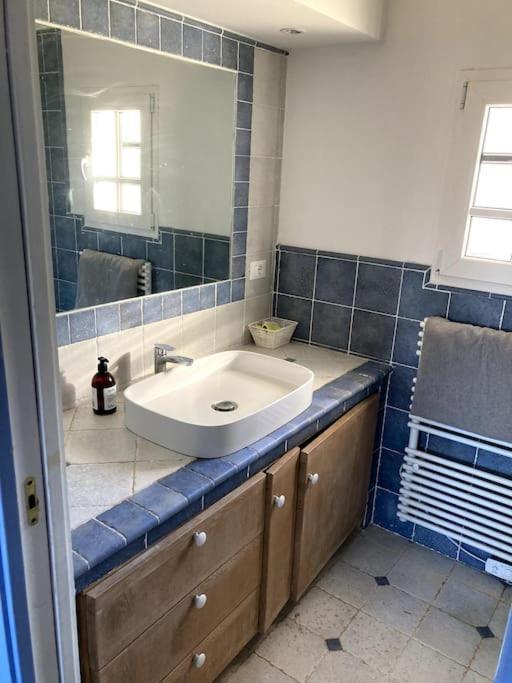Апартаменти Agreable Chambre D'Hotes Avec Vue Sur Les Collines Ла-Коль-сюр-Лу Екстер'єр фото